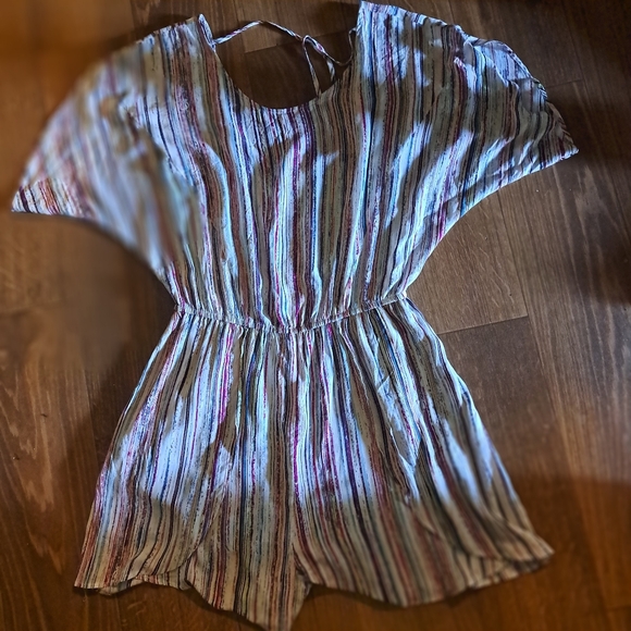 NWT BCBG Generation Striped Lightweight Sheerish  Shorts Romper/ Playsuit Med - Picture 12 of 16